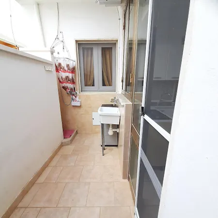 Da Michele, Zona Centro Торре-Лапилло